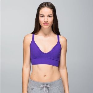 lululemon Seamlessly Plunge Bra